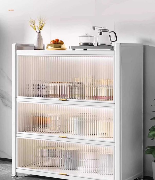 Обувной шкаф у входной двери/Poyabzal shkafi