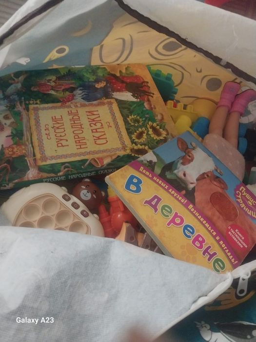 Продам игрушки разные