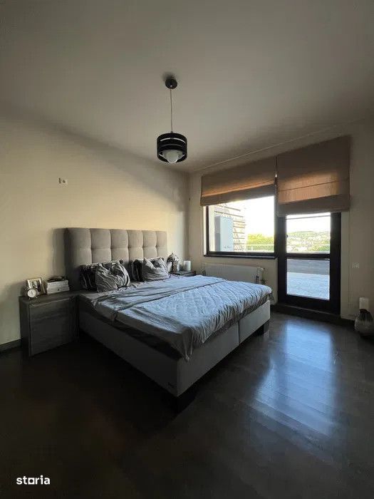 Apartament 2 camere, cu terasa 100 mp, parcare, Borhanci