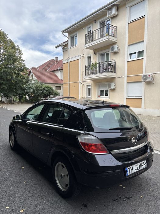 Opel Astra H 1.6i