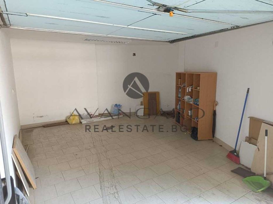 Продава се Тристаен апартамент в Пловдив, Кършияка - 101 кв.м за 2862 €/кв.м - Снимка #10