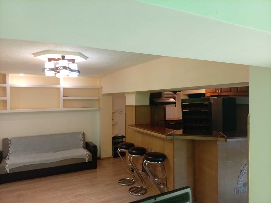 Inchiriez apartament 2 camere Slobozia, Ialomita, MB-uri, decomandat, mobilat si utiliat, clasa energetica A, izolat, obloane, apa si gaz separat.