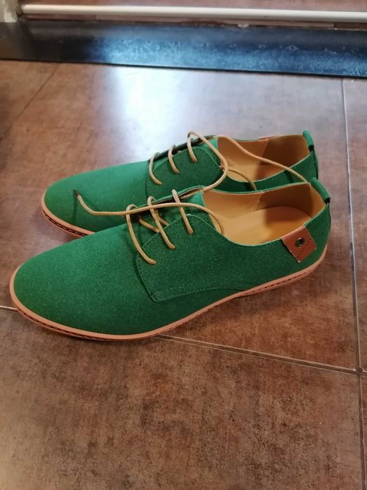 Зелени мъжки обувки