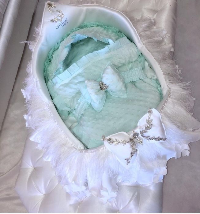 Для выписке с роддома