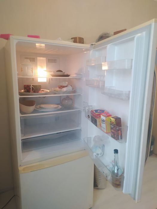 Продаётся холодильник. Рабочий