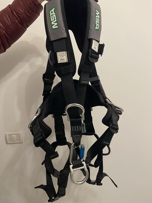 Ham protectie alpinist profesional MSA IN STARE NOUĂ .