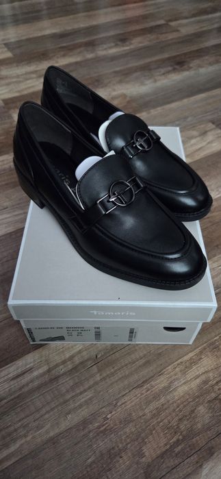 Нови дамски кожени обувки Geox и Tamaris 39н