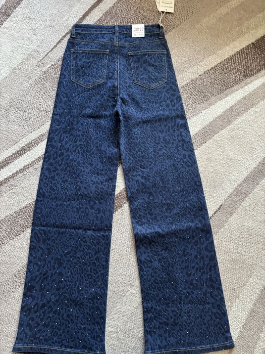 Дамски сини дънки с камъчета