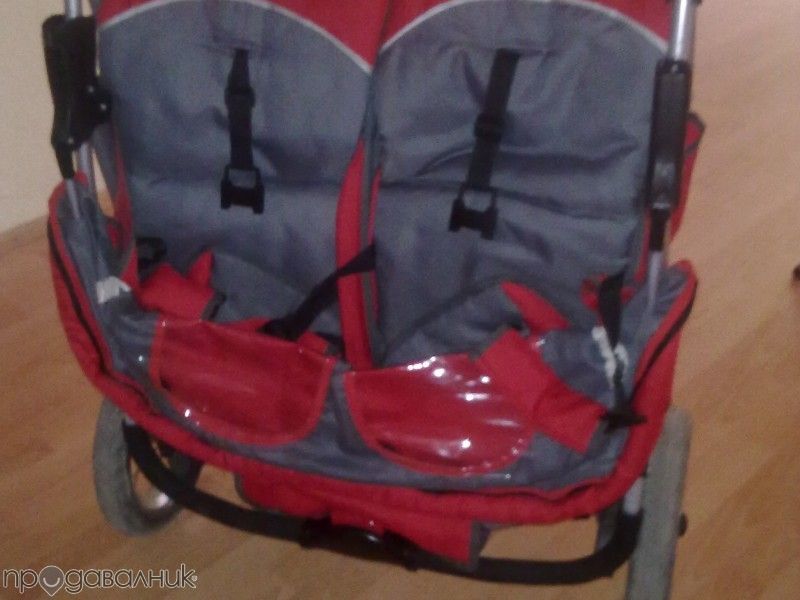 Детска количка за близнаци