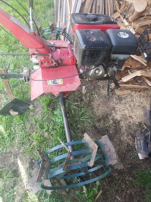 De vanzare motocultor