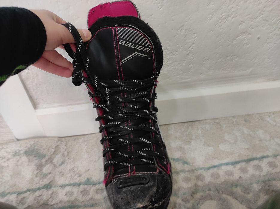 BAuer ns  коньки