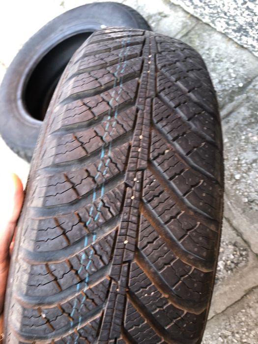 Продавам 2 бр 13” нови всесезонни гуми Kumho