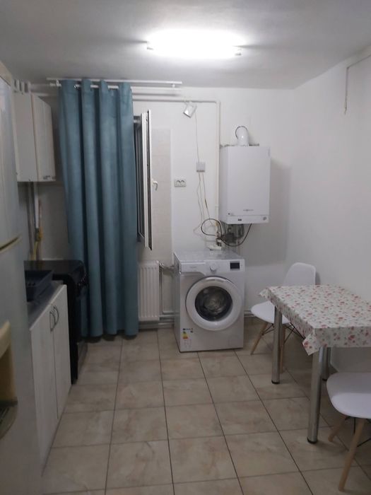 Inchiriez Apartament 2 camere