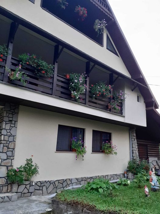 Cazare Paste - Casa Cris Durau