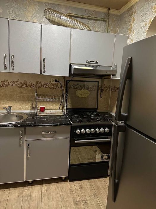 Сдается 2x комнатная квартира
С обстановкой 
В горде Алмадыке