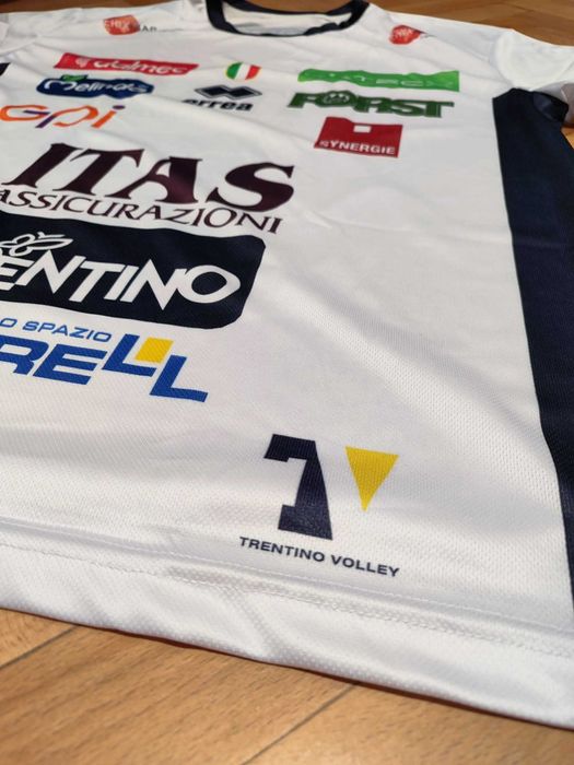 Фен тениски на Лубе Чивитанова и Трентино Волей, Волейбол, НОВИ XL
