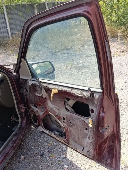 Машины на запчасти