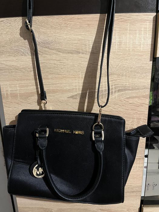 Чанта Michael kors