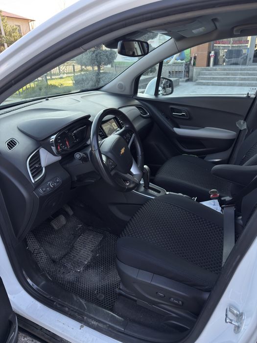 Tracker 1 Premier 2020 Full.