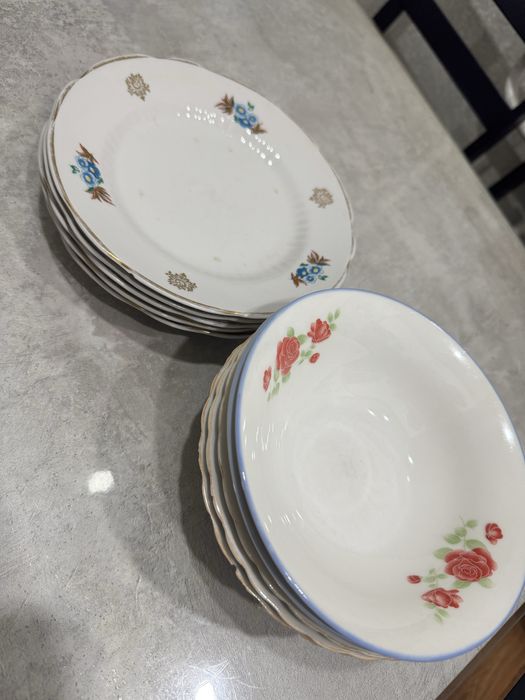 Отдам бесплатно тарелки