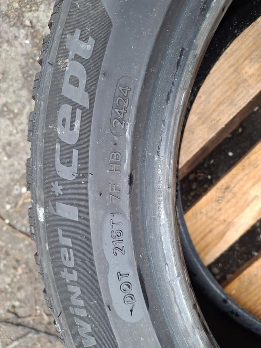 Зимни гуми 215/55 r17 HANKOOK dot2424