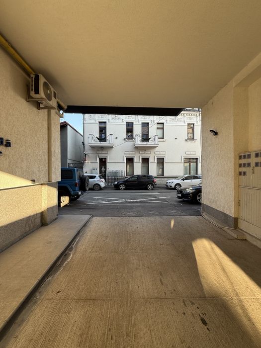 Inchiriez Spatiu Comercial Bulevardul Dacia / Eminescu