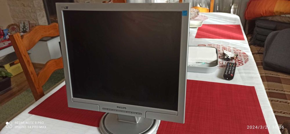 Monitoare desktop diverse