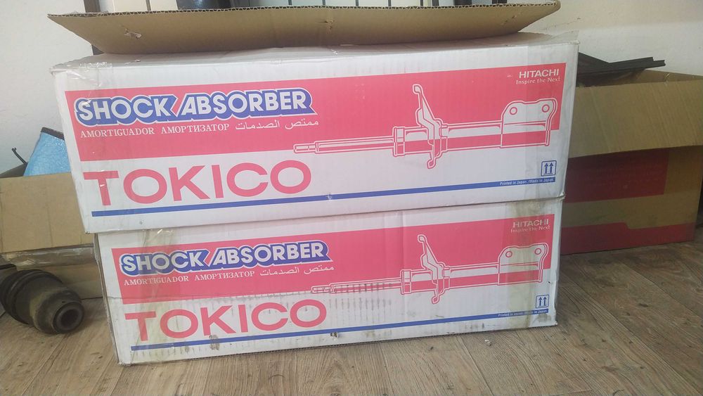 Новые Стойки Tokico передние Lexus RX, Harrier