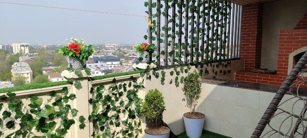 Искусственные листья, виноград,плющ.