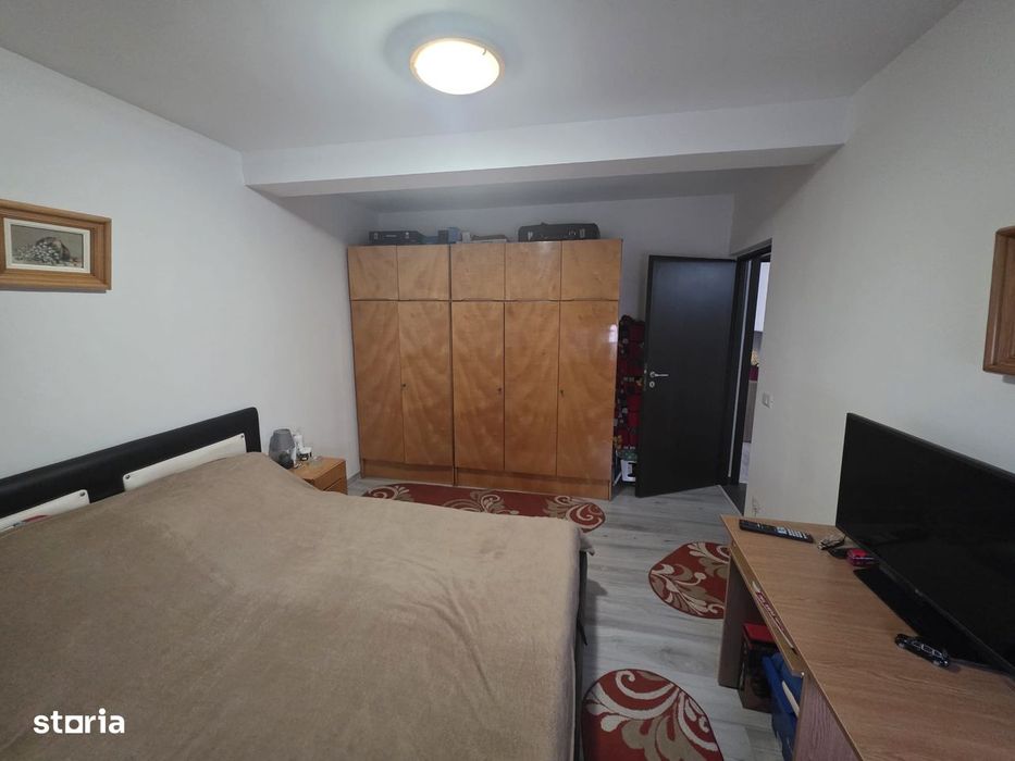 CASĂ TIP DUPLEX în Valea Adâncă reper 5 Drumuri, mobilata si utilata.