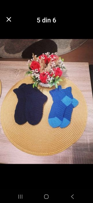 Ciorapi tricotati manual
