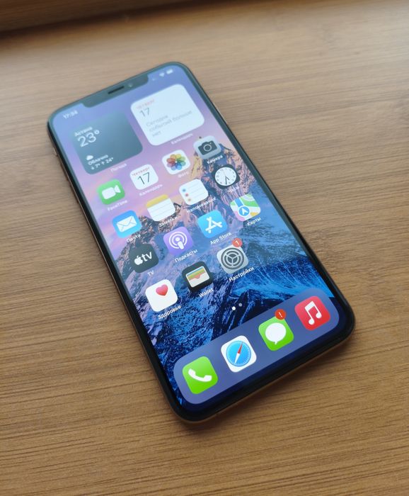 iPhone XS max 64 GB в отличном состоянии