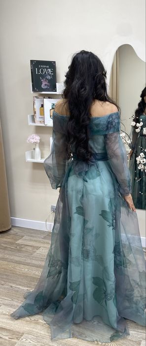 Платье на выпуской