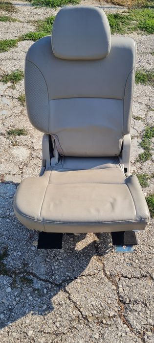 Кожени седалки за Mitsubishi Outlander 2008