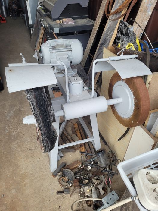 Mașina de polizat la 220 v