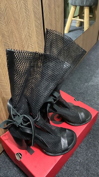 Летни ботуши естествена кожа. Ток 35