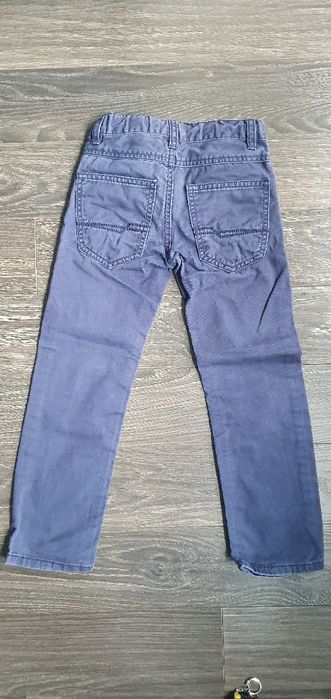 Детски долнища и дънки за момче