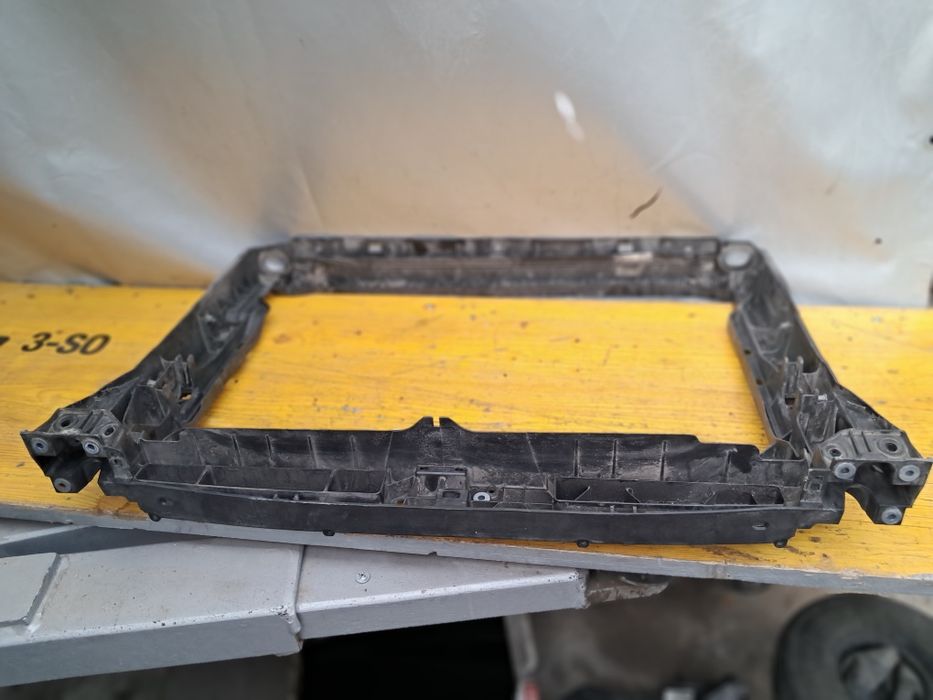 Очиларка основа радиатор Scoda Octavia 4