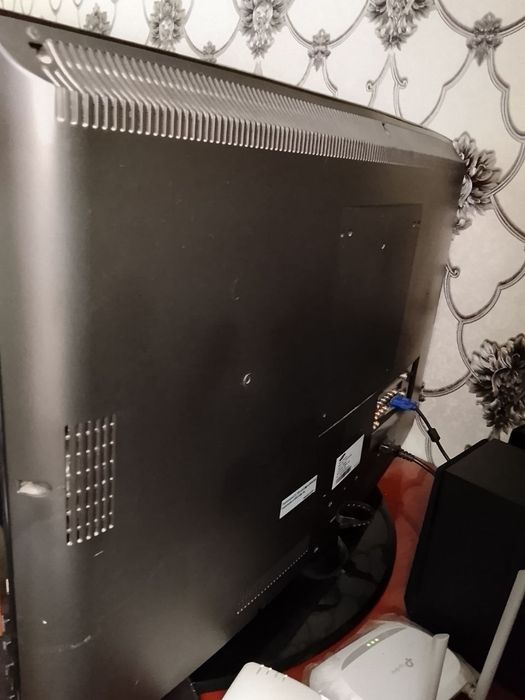 Продаю телевизор 32 диагональ