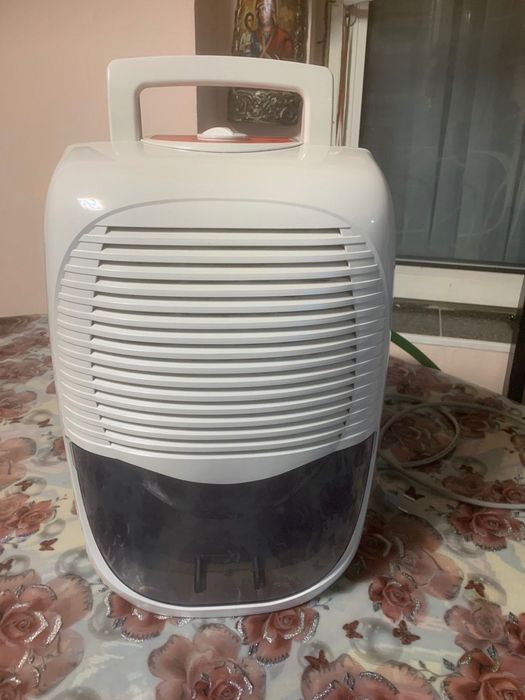 Продавам влагоабатор