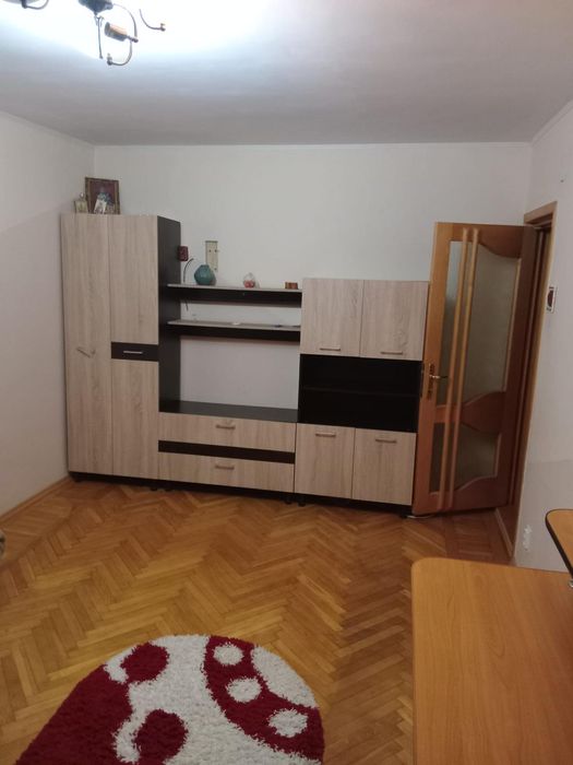 Inchiriez apartament cu 2 camere Botoșani