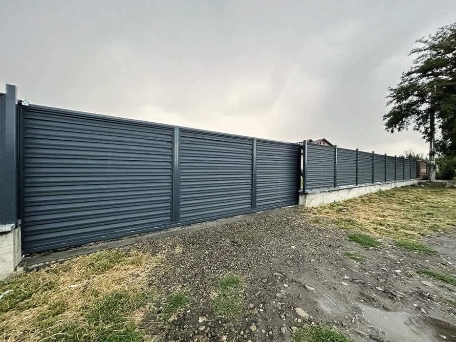 Garduri din panou stil jaluzele, din sipca metalica, tabla, plasa, BCA