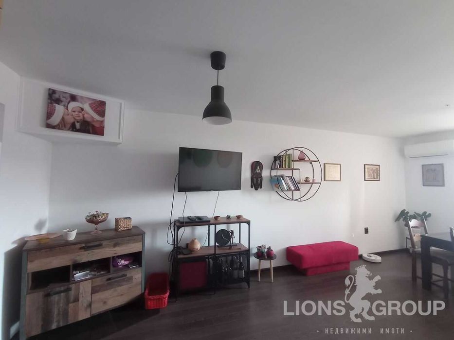 Продава се Тристаен апартамент в Варна, Възраждане 3 - 90 кв.м за 1556 €/кв.м - Снимка #3