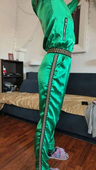 Compleu din trending, jerseu, hanorac, pantaloni + CADOU