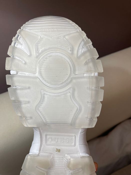 Guess
Сникърси Nollen FL5NLL FAB12 Сребрист