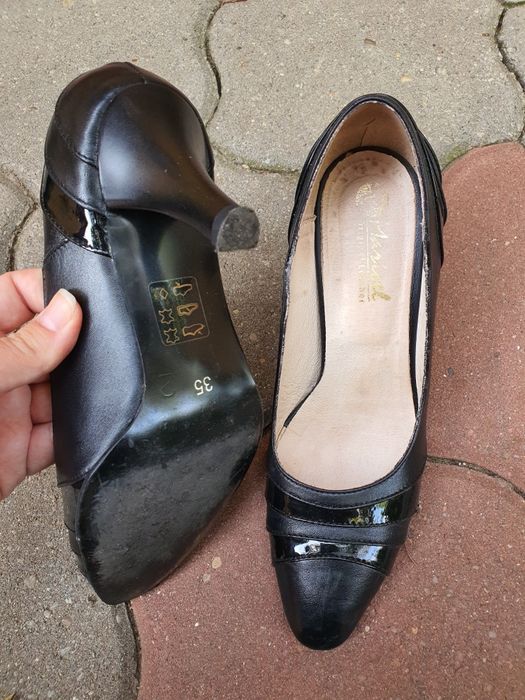 Pantofi cu toc din piele, negri, 35