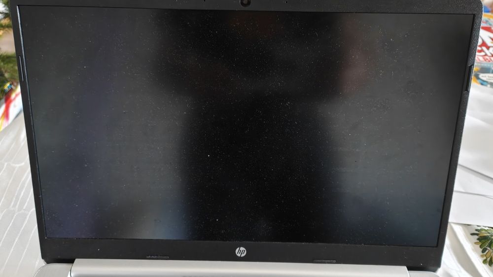 Vand laptop HP 15s-fq5052nq