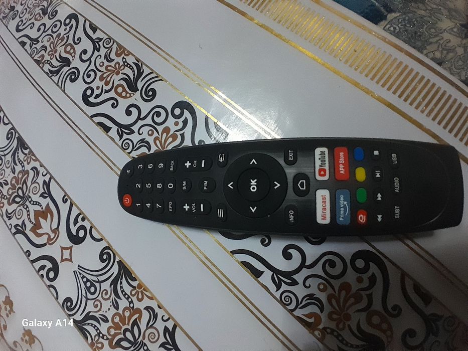 Samsung smart TV 35 lik