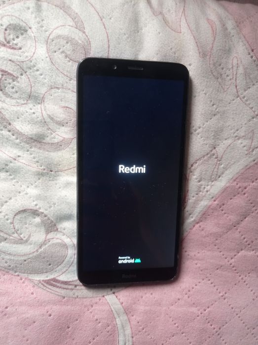 Yaxshi holatda katushka va telefon bor