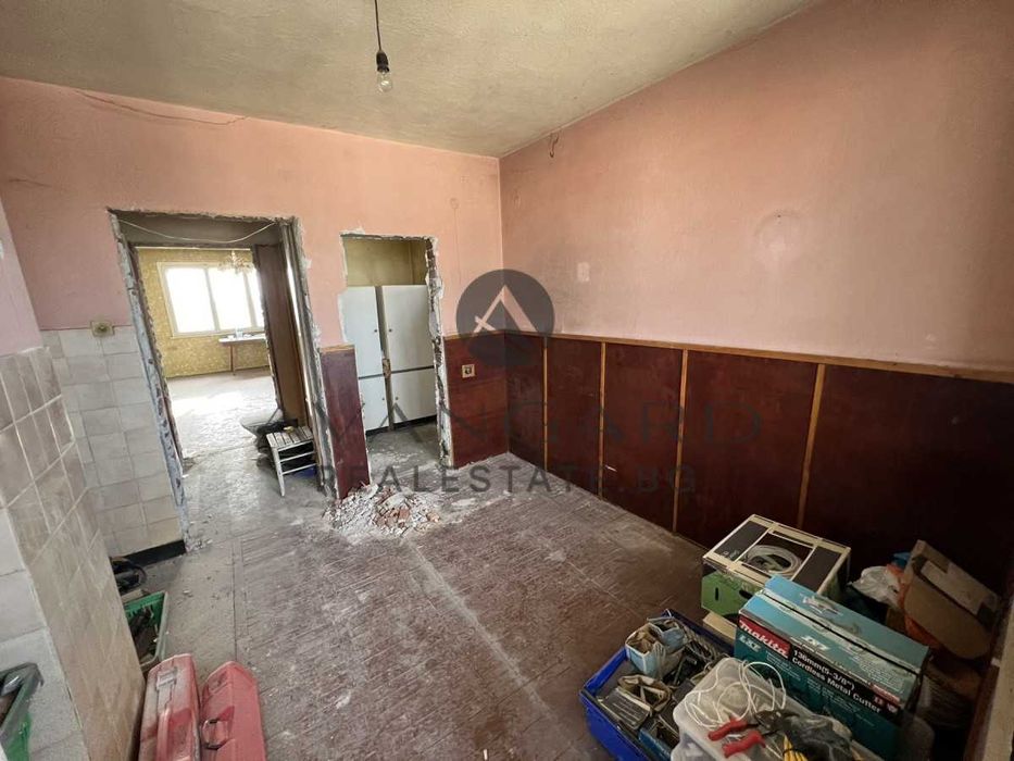 Продава се Тристаен апартамент в Пловдив, Център - 74 кв.м за 1283 €/кв.м - Снимка #5